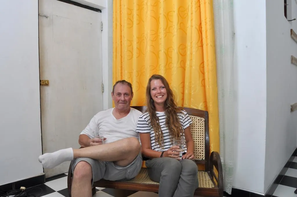 נגומבו Marshal Beach Guesthouse